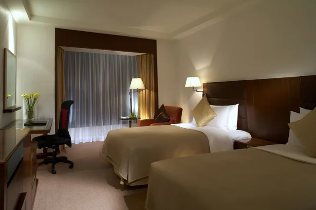 غرفة سوبيريور بسريرين منفصلين، Shangri-La Shenzhen 9/10