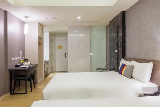 غرفة كلاسيكية رباعية بسريرين مزدوجين، F Hotel Luzhou Taipei 2/6