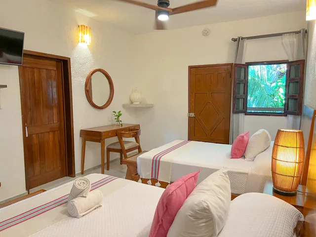 غرفة بسرير مزدوج بمطبخ صغير، Hulku Playa Del Carmen 1/7