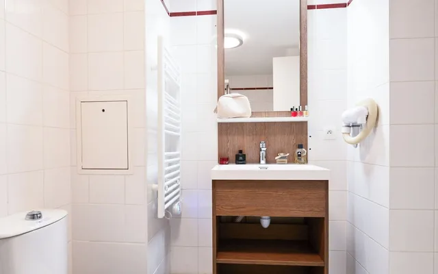 شقة بسرير كوين بغرفة نوم واحدة مع أريكة، Comfort Aparthotel Versailles St Cyr l Ecole 8/10