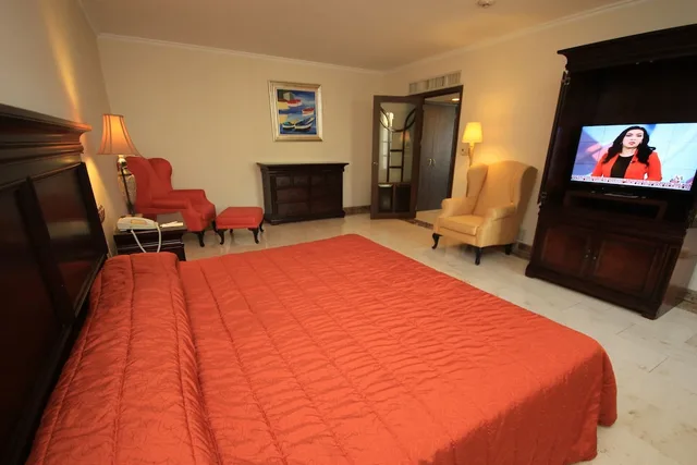 Master, Suite, King Bed, Sofa، Gran Hotel Diligencias 1/6