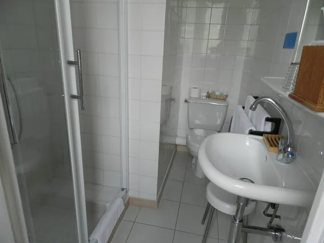 Standard, Double Bed, Grand Hotel Moriaz 3/3