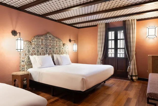 Premium, Deluxe, King Bed, Sofa, Hotel Palacio de Santa Paula Autograph Collection 3/9