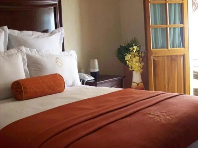 Superior 1 Queen Bed (Max 2)، Hacienda Real del Caribe 2/2