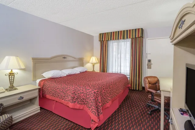 غرفة ديلوكس بسرير كينج، Motel6 London, KY 8/10