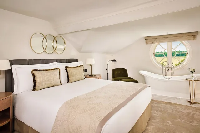 1 Bedroom, Suite, King Bed, Main House، The Langley, a Luxury Collection Hotel, Buckinghamshire 2/6