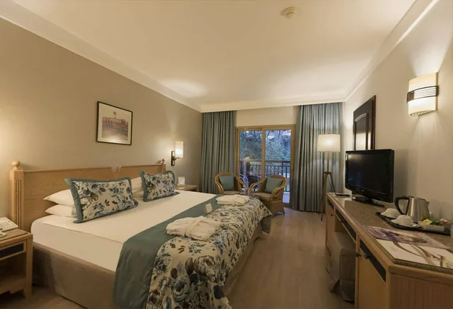 بنغل، Xanadu Resort Hotel - High Class 2/3
