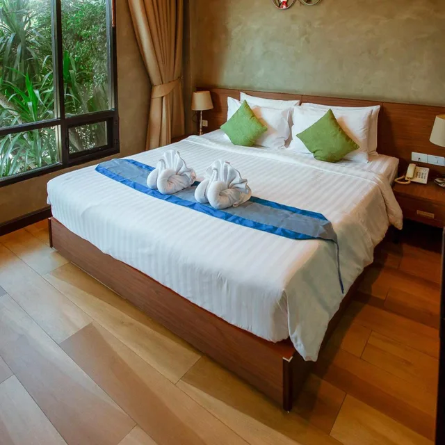 Room, King Bed, Accessible, Blue River Resort 5/10