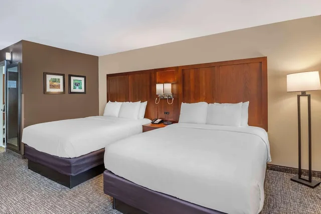 Room, 2 Queen Beds, Pet Friendly, Comfort Inn Petersburg Fort Lee Area 10/10