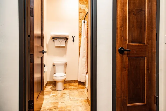 غرفة غراند بسرير كينج، Elk Country Inn 4/4
