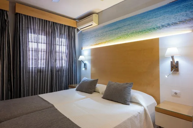 1 Bedroom, Apartment, Double Bed, Sofa, Ona Las Rosas 4/9