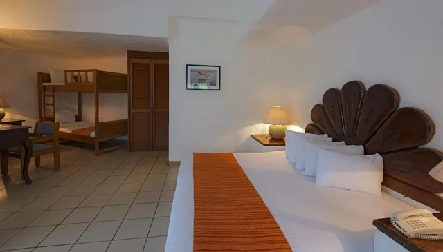 غرفة قياسية رباعية، Vista Playa de Oro 1/1