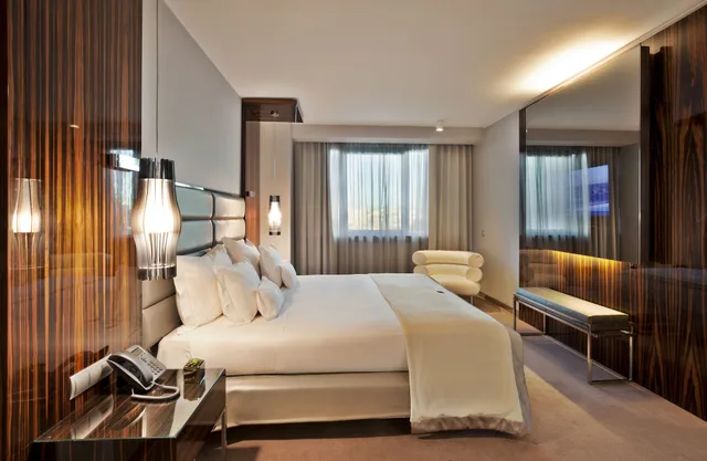 غرفة ديلوكس بسرير كوين، Altis Grand Hotel 10/10