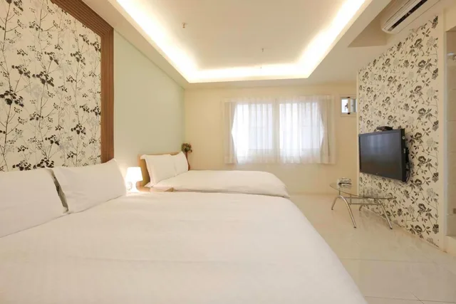 غرفة قياسية رباعية، Lj Hotel 6/10