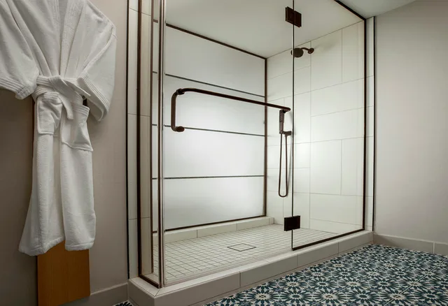 Deluxe, 2 Queen Beds, The Monsaraz San Diego, Tapestry Collection by Hilton 2/2