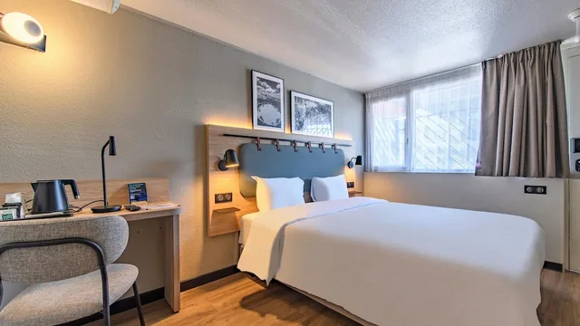 غرفة قياسية بسرير كوين، Campanile Nimes Centre Mas Carbonnel Hotel 5/10