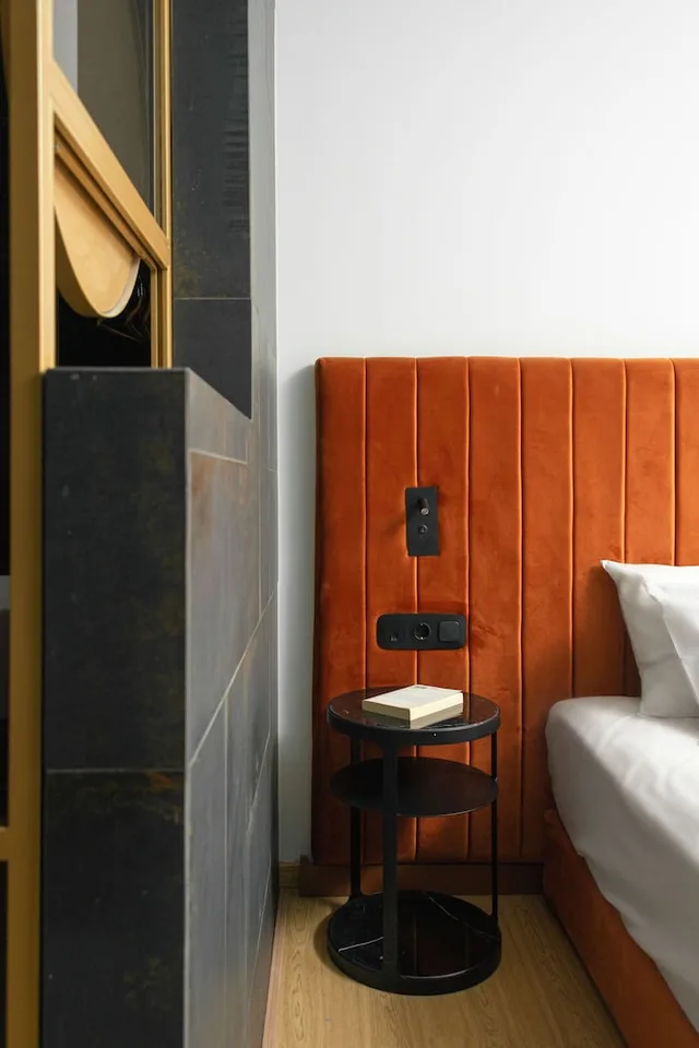 Business, Economy, King Bed, Colors Hotel Athens 4/4