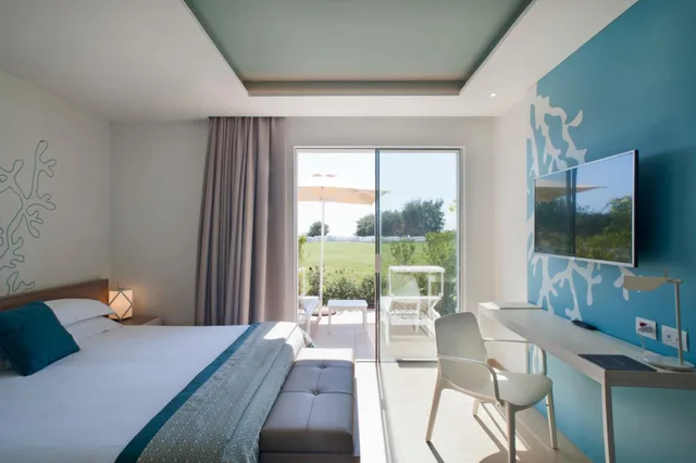 شاليه، Modica Beach Resort 1/10