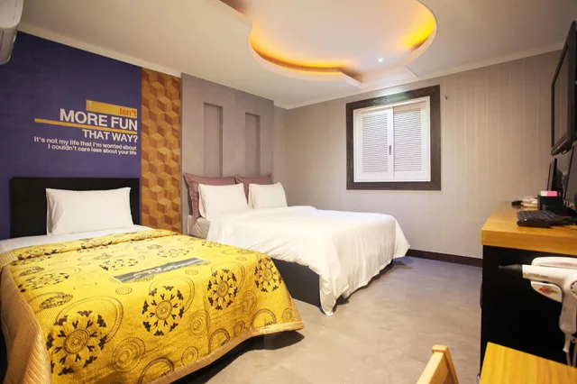 غرفة قياسية بسريرين منفصلين، Hotel Luxe 4/4