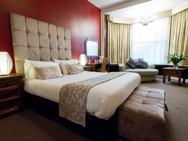 Exclusive, Pearl, Luxury, Suite, King Bed، The Pearl Hotel 5/7