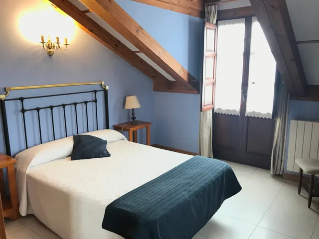 Standard, Double or Twin Bed, Posada Rural La Cabana de Salmon 4/7