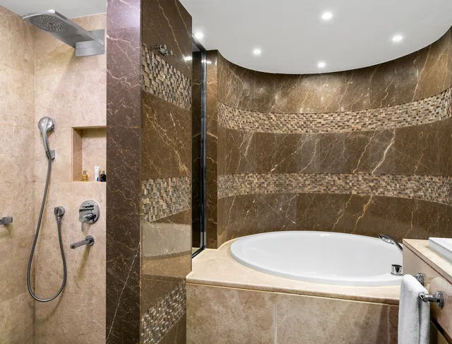 جناح بسرير كينج بإطلالة على المدينة، RADISSON BLU HOTEL ISTANBUL SISLI 2/3