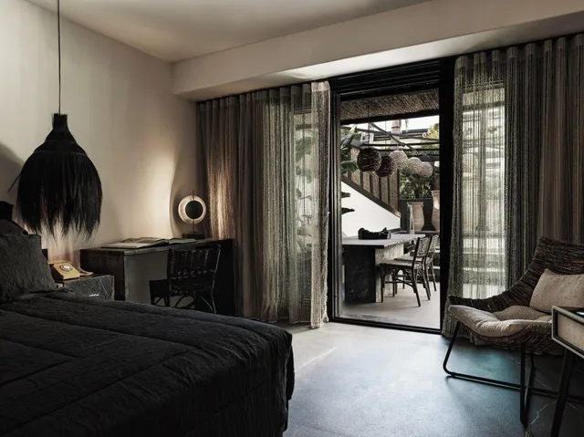 غرفة بسرير مزدوج بمسبح خاص، O by Myconian, Mykonos, a Member of Design Hotels 1/1
