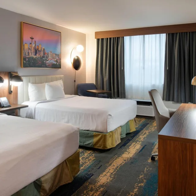 غرفة ديلوكس بسريرين مزدوجين، La Quinta Inn & Suites by Wyndham Seattle Sea-Tac Airport 4/10