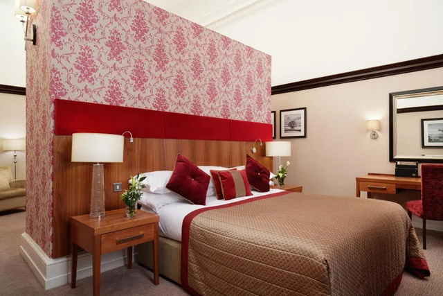 Heritage, Grand, Suite, King Bed, The Grand York 10/13