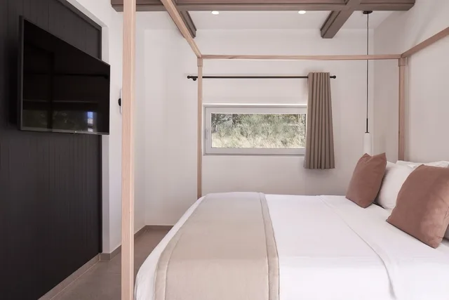 جناح شهر العسل بسرير مزدوج بجاكوزي، Lena Mare Boutique Hotel 2/8