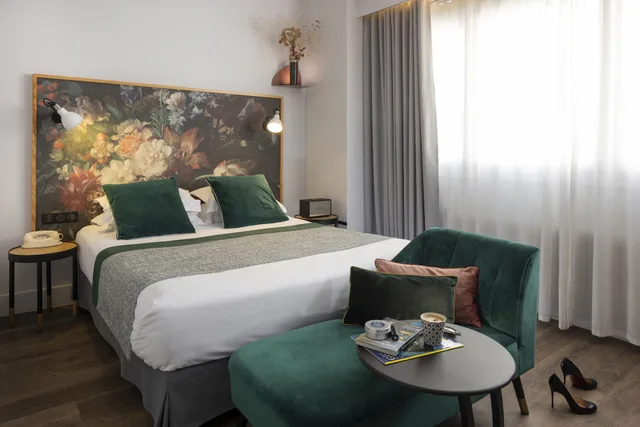 غرفة سوبيريور بسرير كوين، Hotel Edmond W 2/4