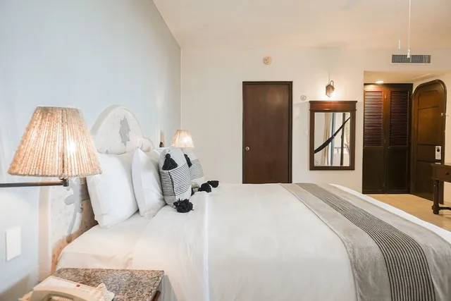 غرفة قياسية بسرير كينج بإطلالة على البحر، Reef Yucatan All Inclusive Hotel and Convention Center 3/4