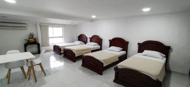 Standard, Quadruple, Street View، Hotel Exelsior 2/2