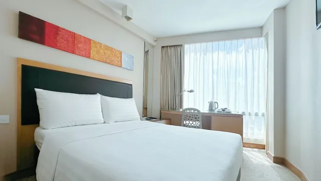 City, Double Bed، Stanford Hotel 5/10