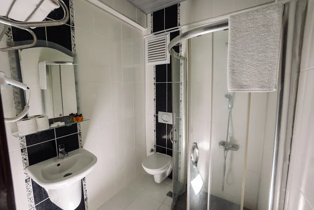 غرفة قياسية ثلاثية، Topkapi Sabena Hotel 1/1