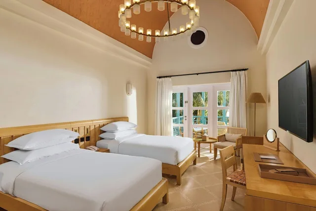 Superior, Twin Beds, Lagoon View, Sheraton Miramar Resort El Gouna 2/6