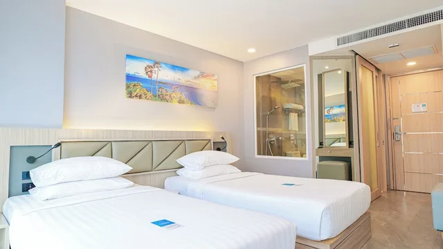 غرفة قياسية بسريرين منفصلين، Clarian Hotel Beach Patong 1/10