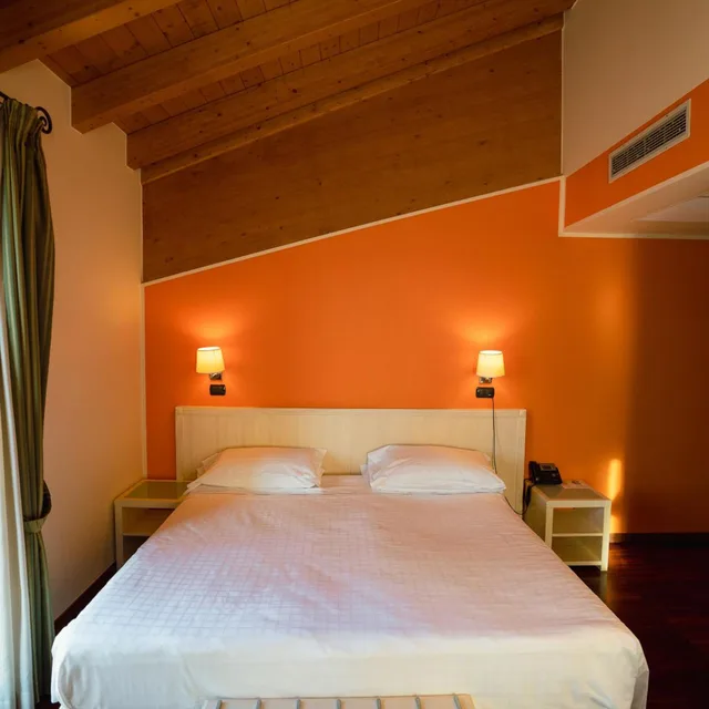 غرفة بسرير مزدوج أو سريرين منفصلين، Hotel Ristorante Vecchia Riva 2/10
