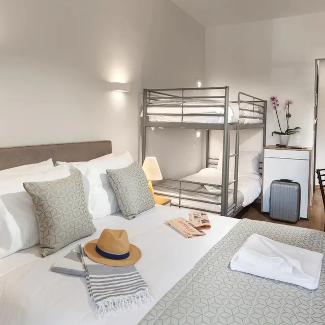 غرفة عائلية رباعية، Minavra Hotel 2/3