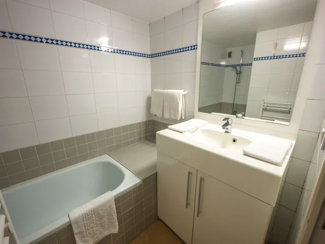 1 Bedroom, Apartment, Single Bed, Sea Side، Residence Mer & Golf Eugenie 2/2