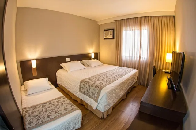 غرفة تنفيذية ثلاثية، Hotel Campo Largo 1/2