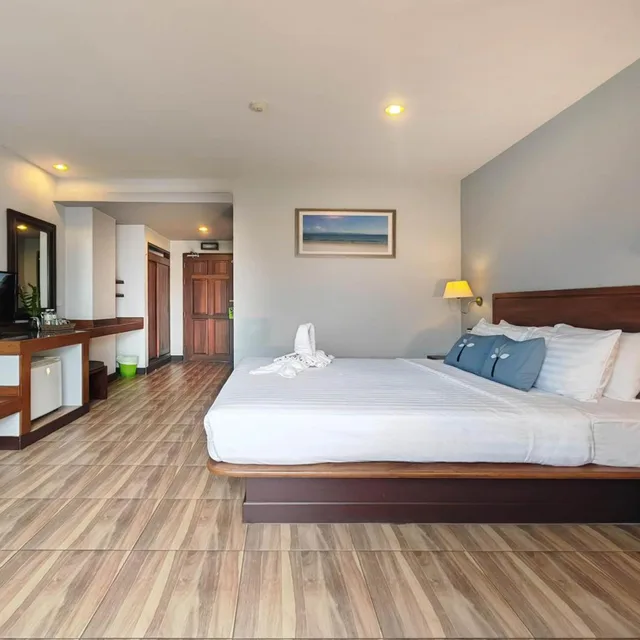 Superior, Double or Twin Bed, Pool View, Savotel 5/10