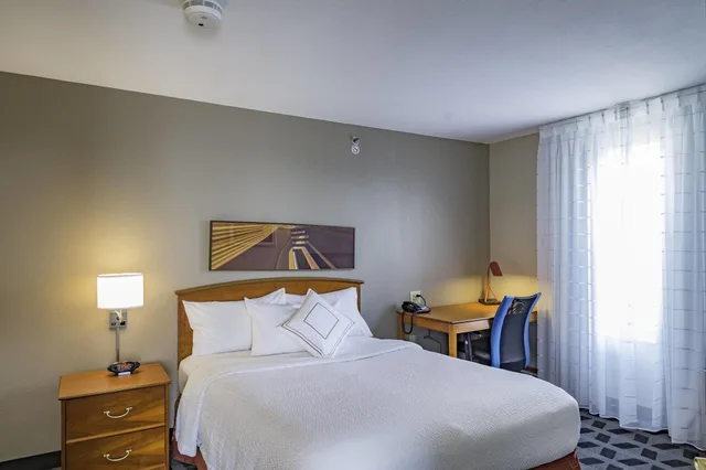 جناح بسريرين مزدوجين، TownePlace Suites Cleveland Streetsboro 2/3