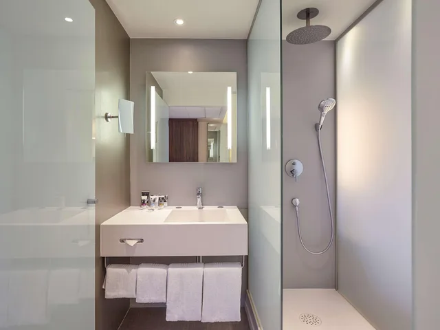غرفة سوبيريور بسرير فردي، Mercure Paris Arc de Triomphe Etoile 5/5