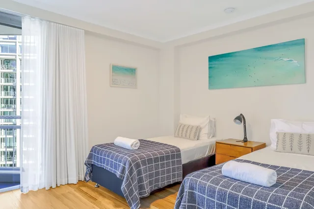 شقة ديلوكس بسرير كينج وثلاثة أسرّة بـ3 غرف نوم بمطبخ، Ocean Sands Resort Gold Coast 9/10