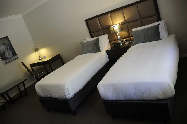 غرفة ديلوكس بسرير كينج، RIVERSIDE OAKS GOLF RESORT 3/4