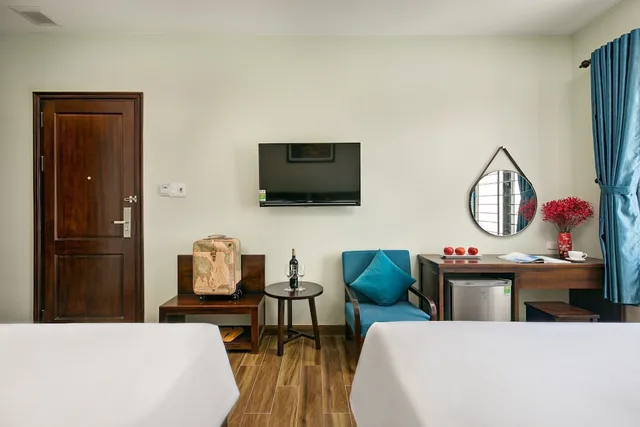 غرفة ديلوكس ثلاثية بسريرين كوين بإطلالة على المدينة، Celina Hotel & Apartment 5/6