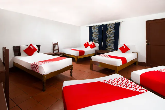 غرفة عائلية، OYO Hotel Brazil, Guadalajara, Estadio Jalisco 3/5