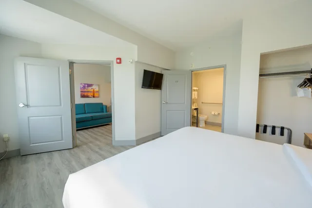 جناح استوديو بسرير كينج لذوي الإعاقة، Hawthorn Suites By Wyndham Panama City Beach Fl 1/7