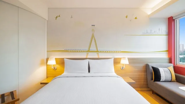 غرفة ديلوكس بسرير مزدوج بإطلالة على المدينة، ibis Thane 2/4